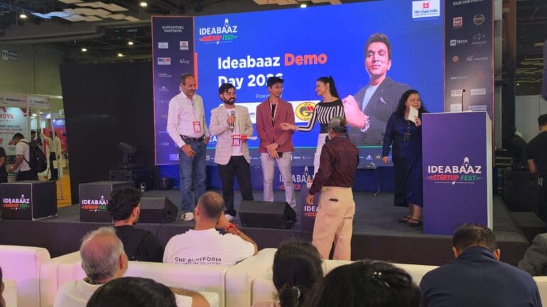 RudrMart team showcasing e-commerce solutions at Ideabaaz Startup Fest.